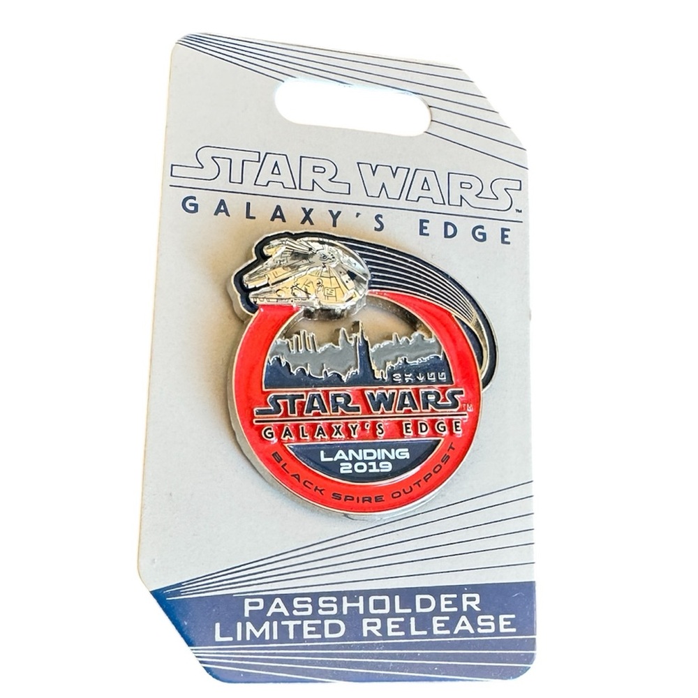 Star Wars Galaxy's Edge Passholder Limited Release Pin